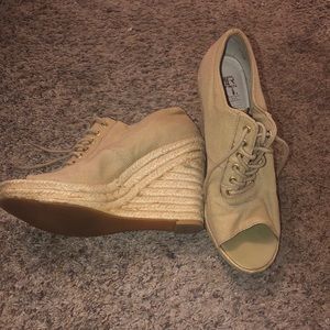 Wedge tweed open toe laced up shoes